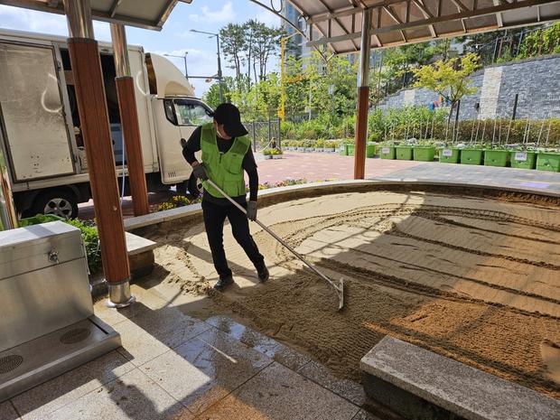 의정부어린이집 놀이터 마사토 충진? 전문 시공으로 안전하고 durable 하게 만들고!