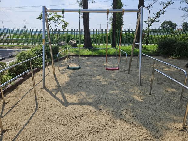 담양병설유치원 놀이시설 모래보충, 전문 시공으로 안전하고 오래된 것처럼!