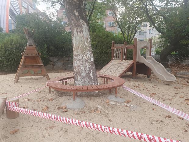 제천병설유치원 놀이시설 모래보충 ?️ 꼼꼼하게 담당하는 전문 시공, 안전하고 오랫동안...