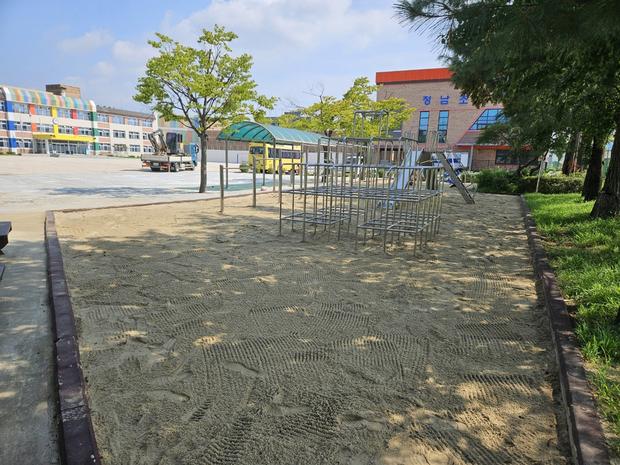 곡성병설유치원 놀이터 모래보충: 안전하고 오래도록 장시간 사용!