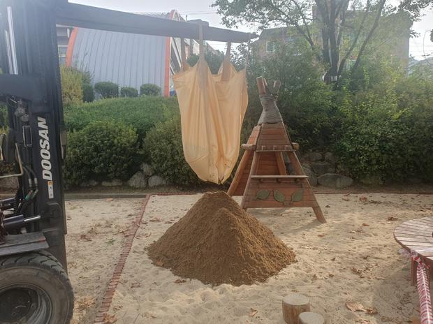 인제병설유치원 놀이 시설 마사토 충진, 꼼꼼한 설계부터 완벽 관리까지 케이스터디움!