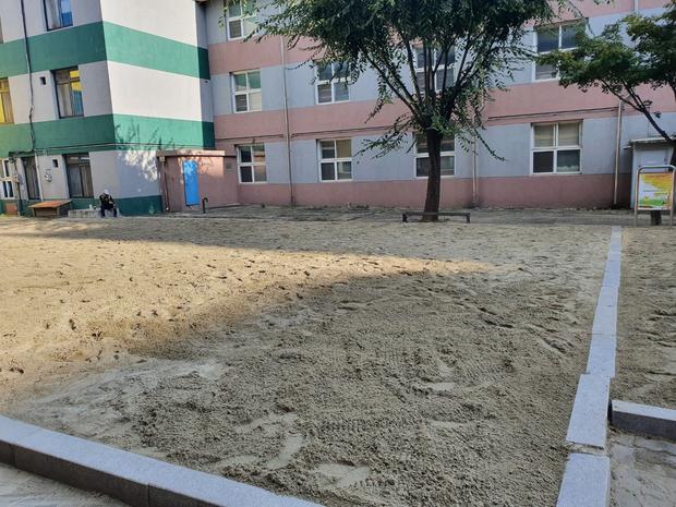 태안 어린이집 놀이 시설 마사토 충전: 안정성 확보, 뛰어난 결과!